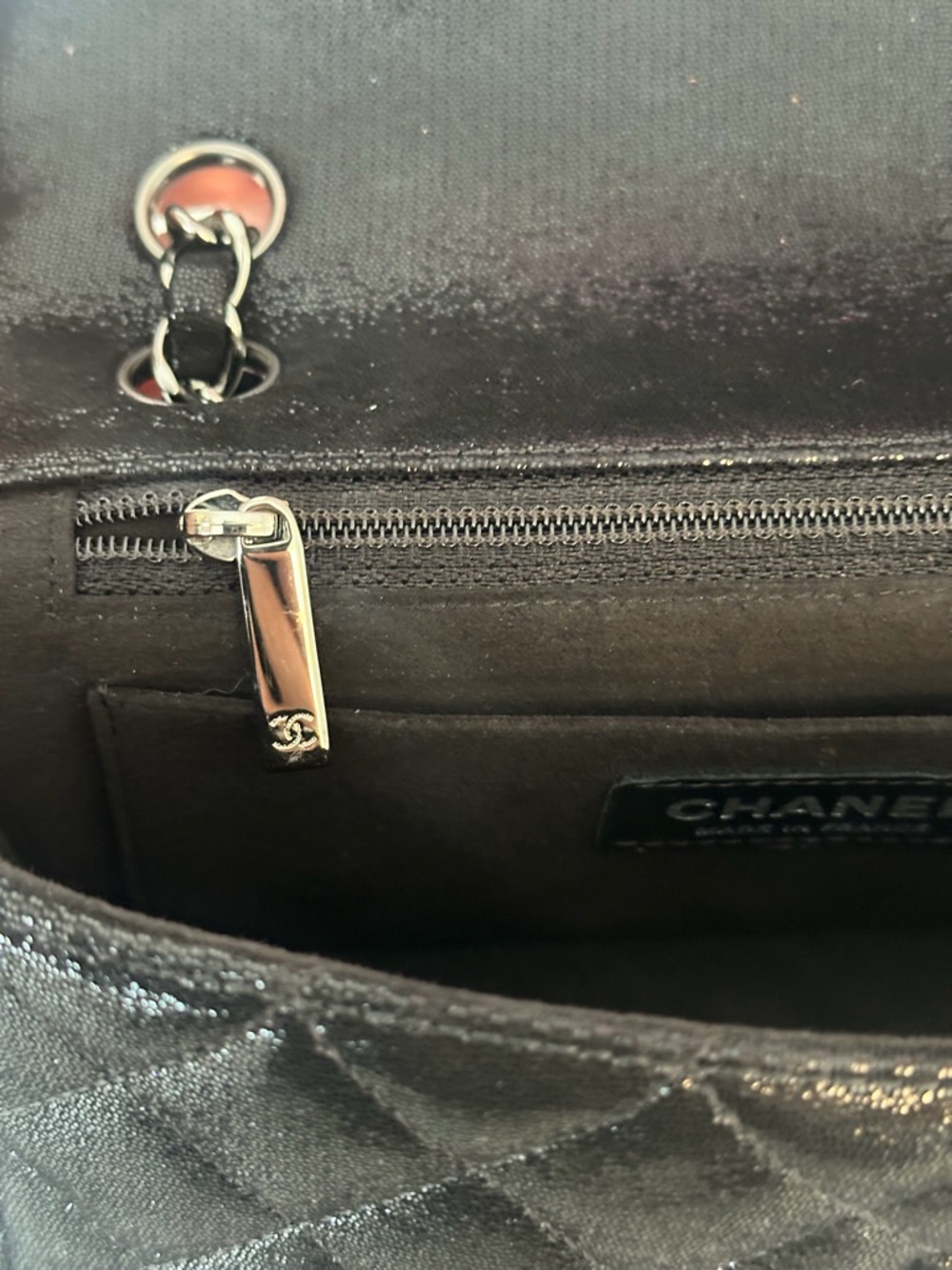 Chanel Quilted CC Crystal Black Leather Shoulder Bag with Chain Strap - Picture 5 of 16